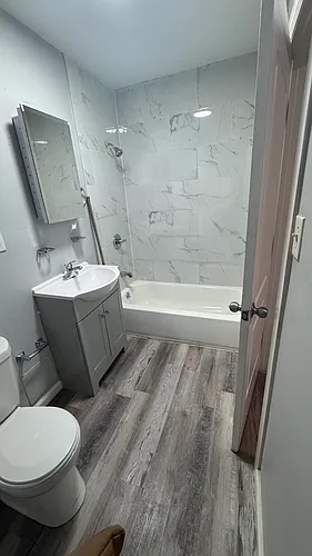 308 60th St Photo 1