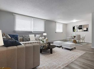 1814 22nd St W #11, Saskatoon, SK S7M 0T7