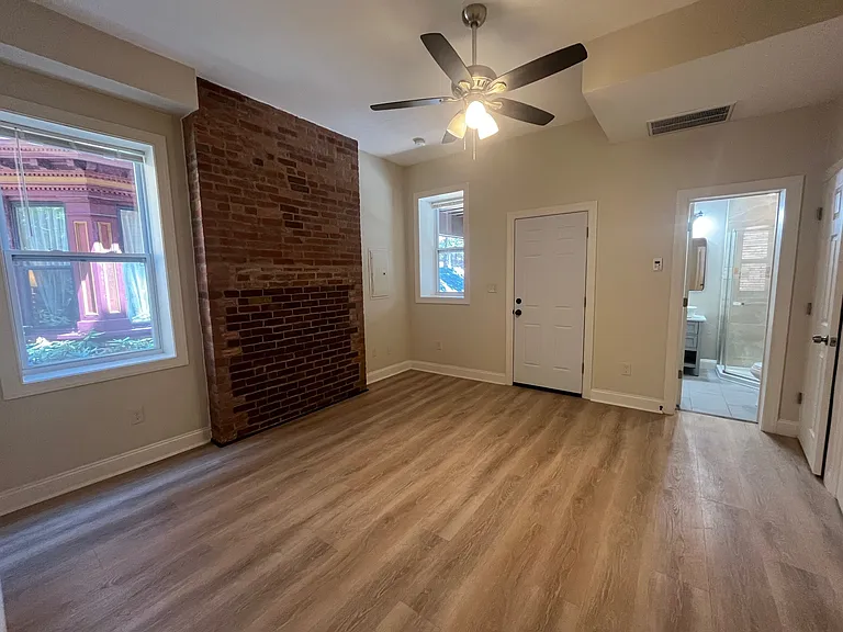 139 S Fairmount St #101 — Photo 7
