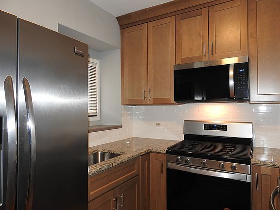 5th image of 3429 Park Ave