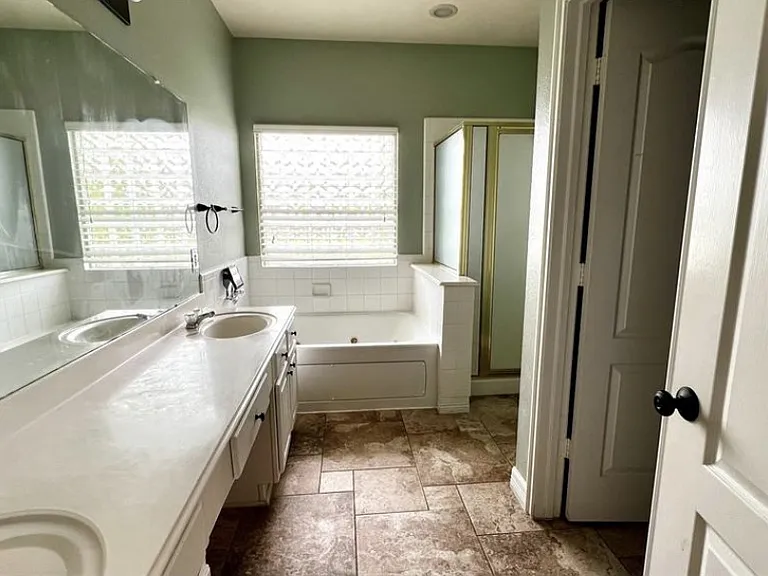 16711 Bending Creek Ln — Photo 19