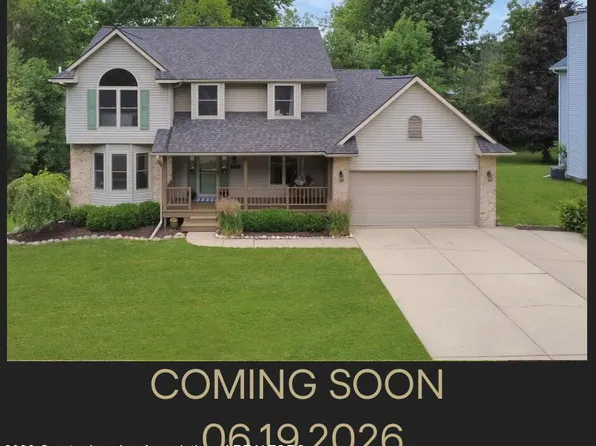 3910 Bayberry Ln, Lansing, MI 48911