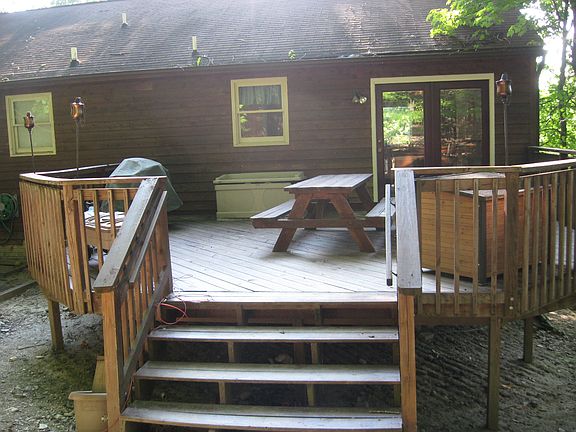 16x20 deck for entertaining