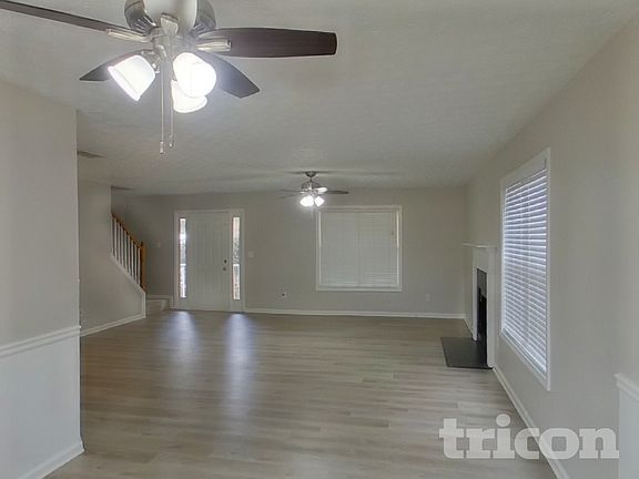 2nd image of 1504 Riverglen Dr