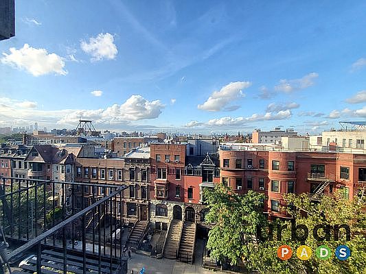 3rd image of 1236 Pacific St APT 6B