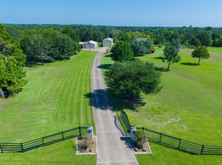 92 Canyon Run Blvd, Huntsville, TX 77320