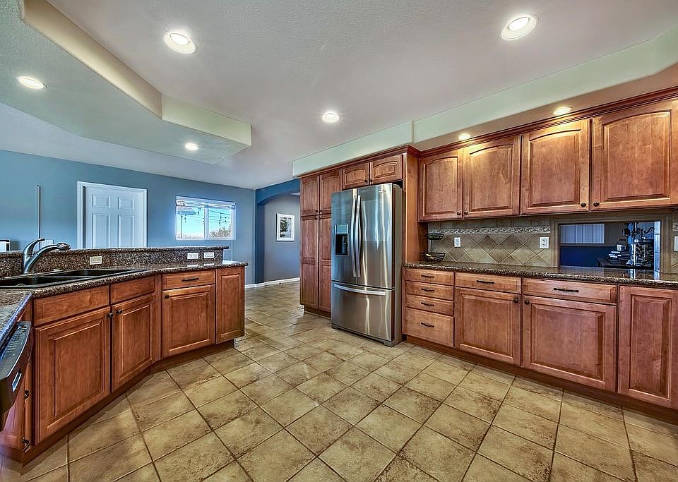 2nd image of 7667 Patrina Way