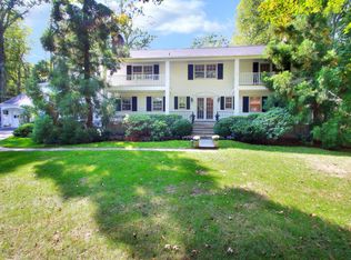76 Burning Tree Rd, Greenwich, CT 06830