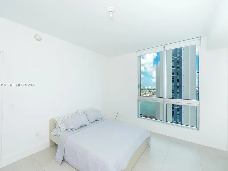 300 S Biscayne Blvd #T-2814 — Photo 10