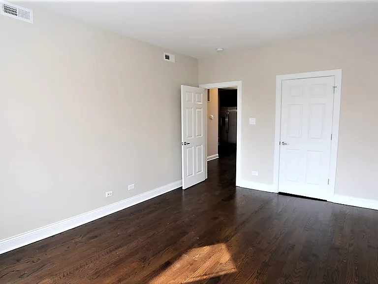 2228 N Sawyer Ave #1E — Photo 6