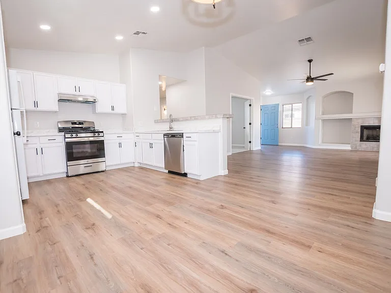 2337 Horizon Dr — Photo 9