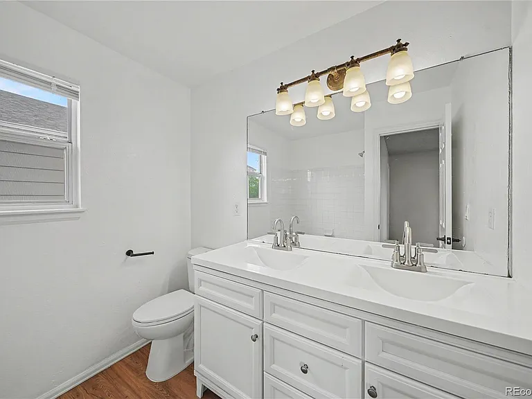21637 E Crestline Dr — Photo 10