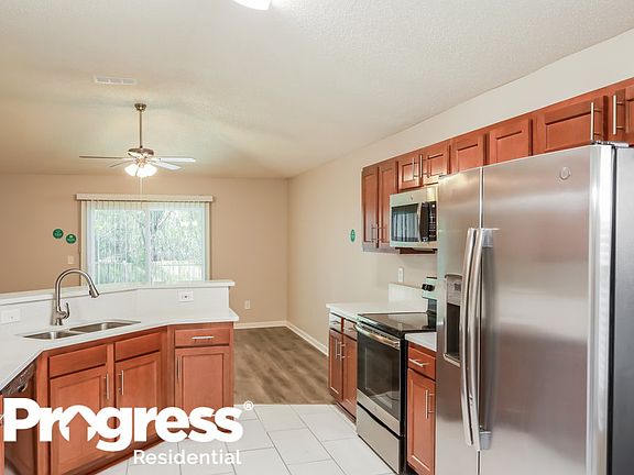 4th image of 2987 Brittany Bluff Dr