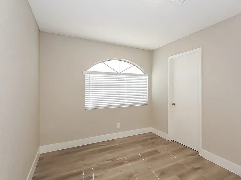 1403 Harmony Hill Dr — Photo 12