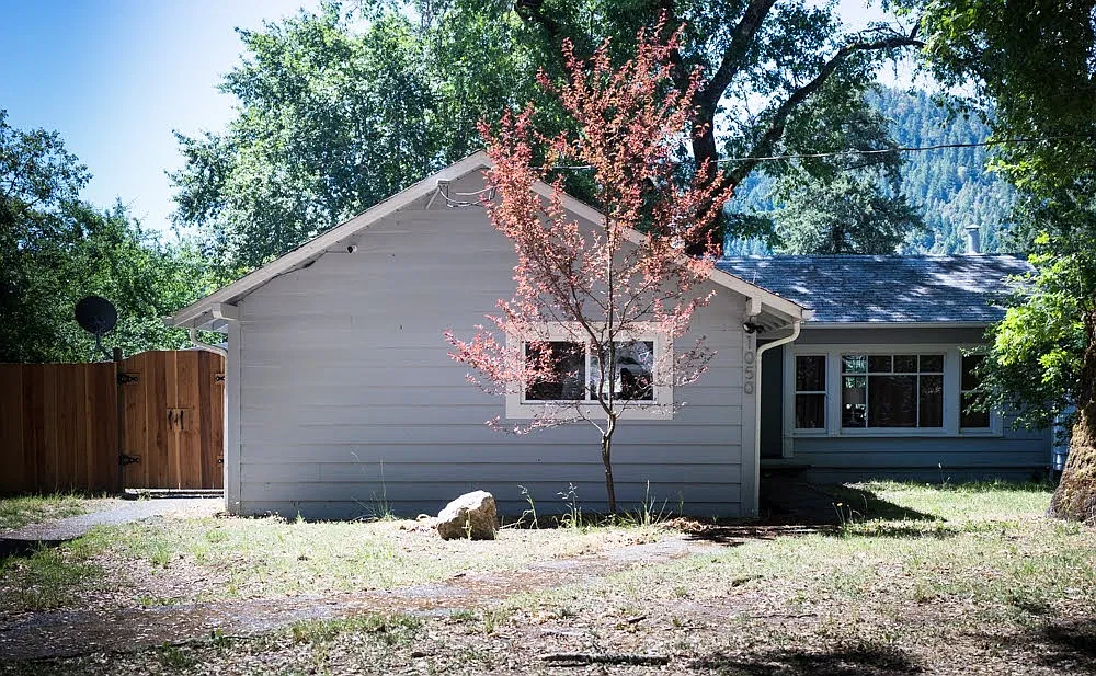 3 bed, 1325 sqft, $2,100 — Photo 1