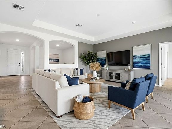 5th image of 3296 Altimira Dr