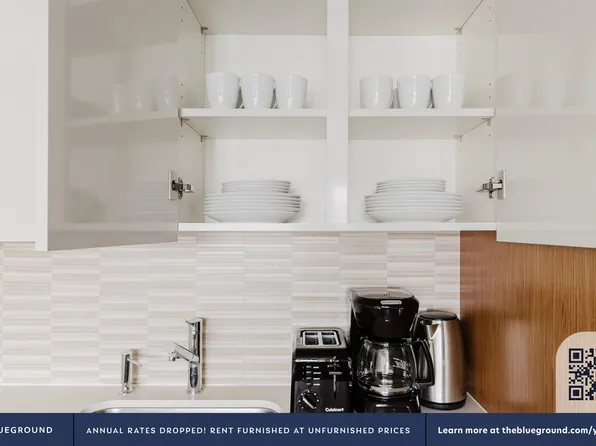 450 West 42nd Street image 13 of 34