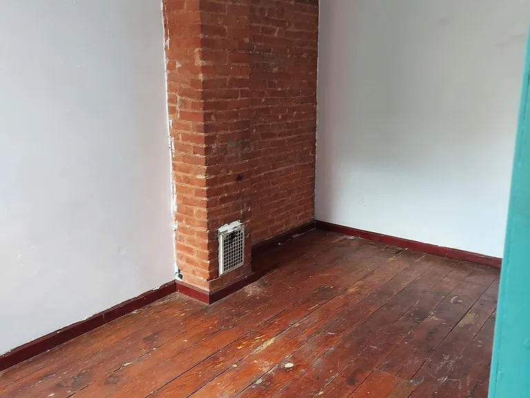 4210 Wallace St — Photo 3
