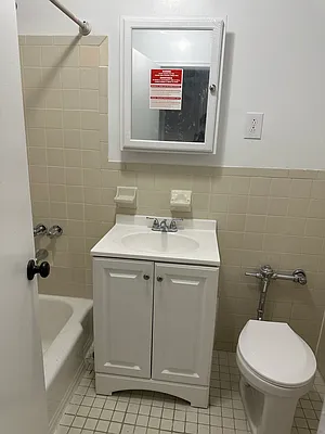 Rented by Winzone Realty Inc | media 8