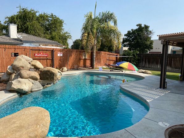 5702 Seasons Valley Ct