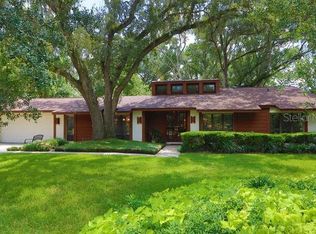 1117 N Riverhills Dr, Temple Terrace, FL 33617