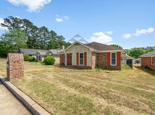 7005 Robins Nest Dr, Columbus, GA 31909