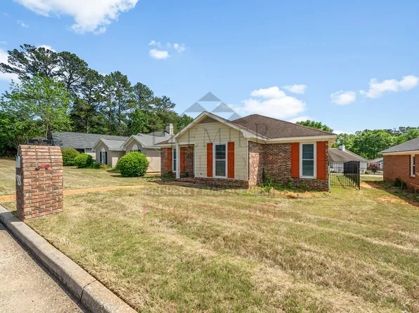 7005 Robins Nest Dr, Columbus, GA 31909