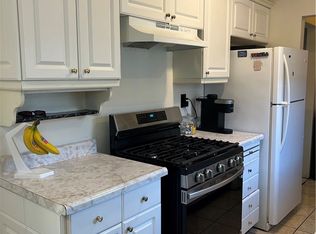 11945 168th St, Artesia, CA 90701