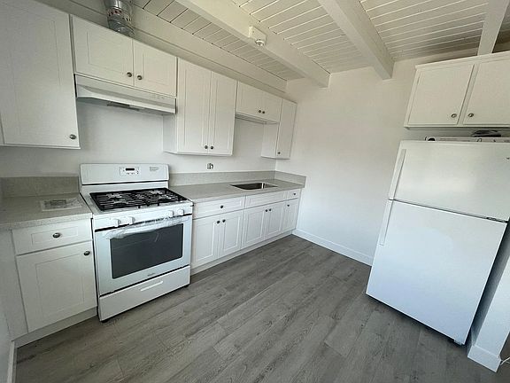 5th image of 110 E Center St #110