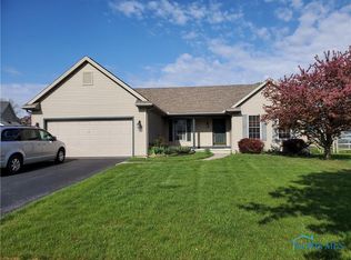 1930 Whispering Way, Perrysburg, OH 43551