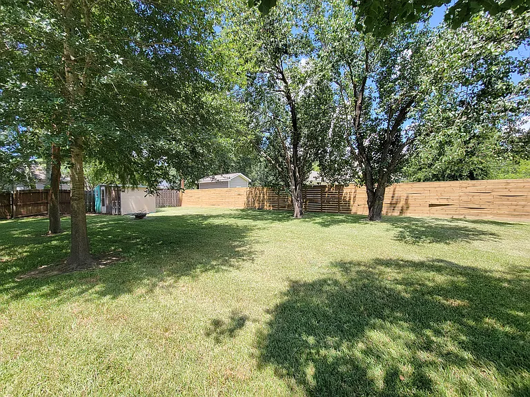 10282 Valley Dr S — Photo 42
