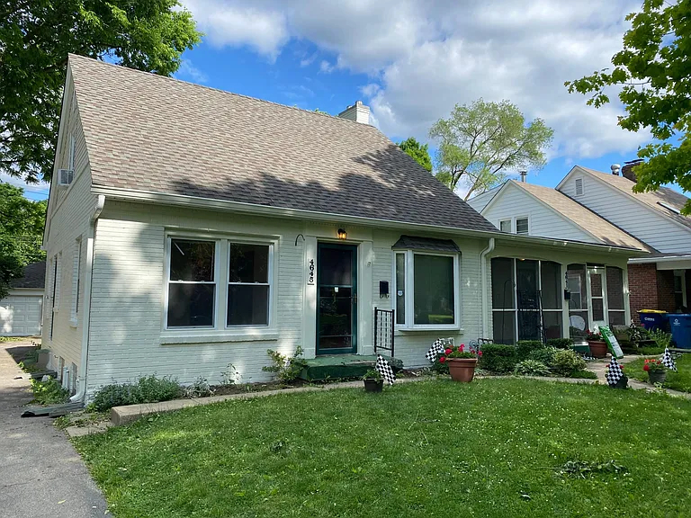 4645 N Kenwood Ave — Photo 2