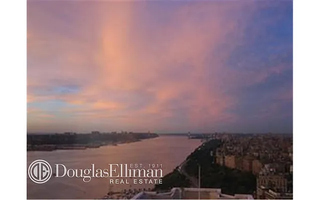 Rented by Douglas Elliman | media 29
