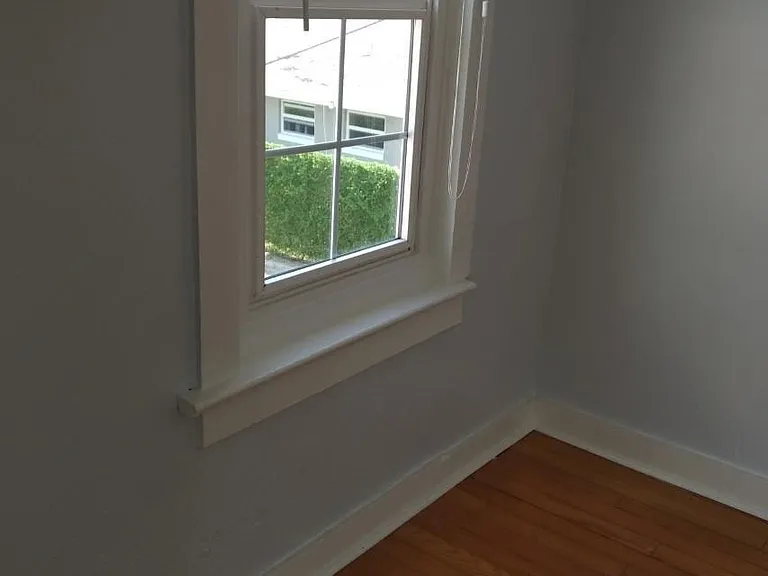 918 S M St — Photo 11