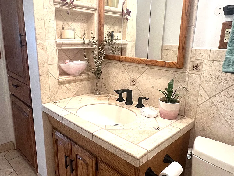 1158 N Santa Rosa Ave — Photo 13