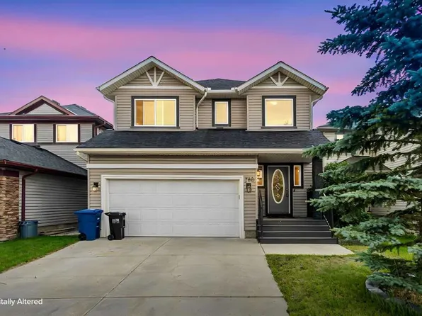 788 S Luxstone Lndg SW, Airdrie, AB T4B 3L1