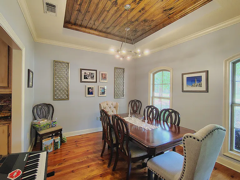 51 S Kingsmill — Photo 11