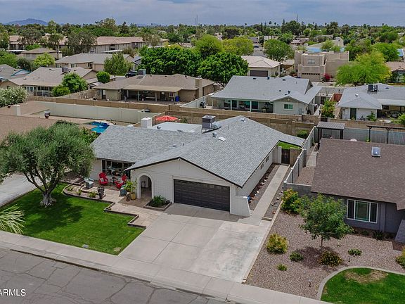 2nd image of 1231 E Gemini Dr