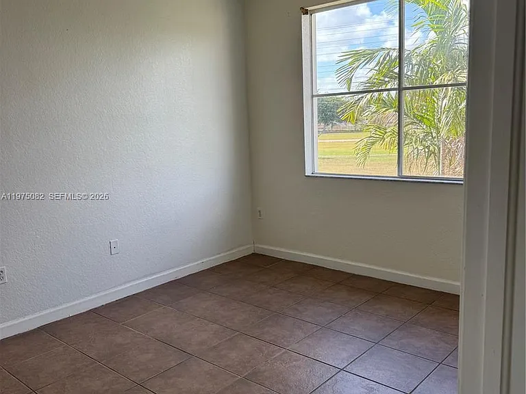 17660 NW 73rd Ave #206-3 — Photo 10