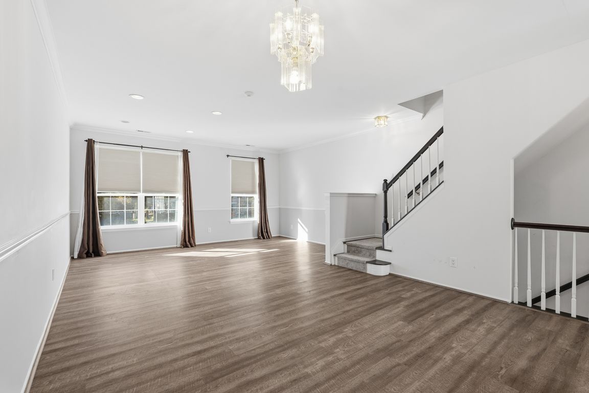 next background image