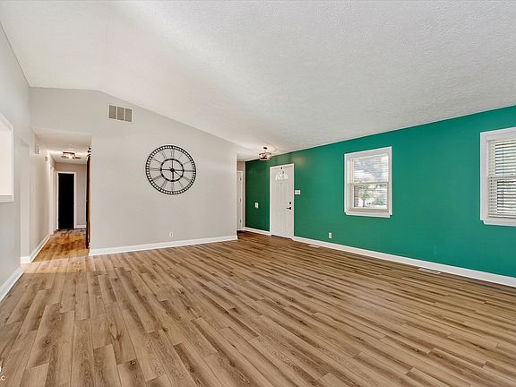 4th image of 8801 Gunpowder Dr