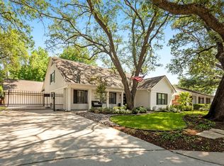 7806 Locke Ln, Houston, TX 77063