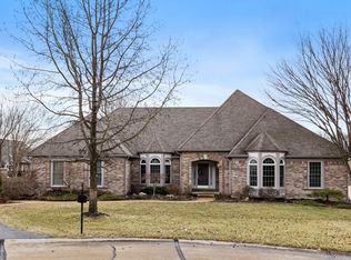 17401 Emily Way Ct, Chesterfield, MO 63005