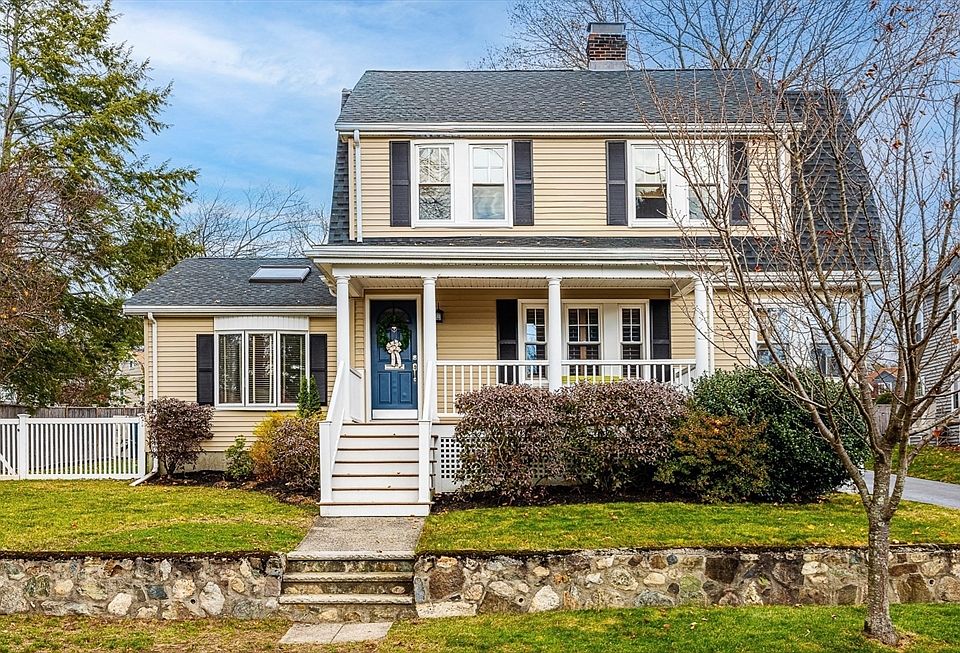 1st image of 89 Grand St