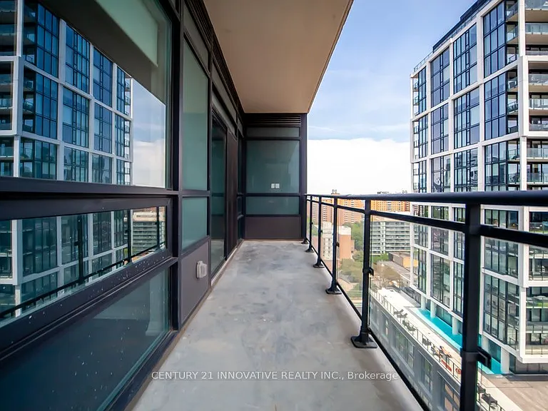 460 Adelaide St E #2023 — Photo 36