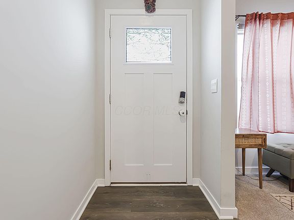 3rd image of 408 Jameson Ln