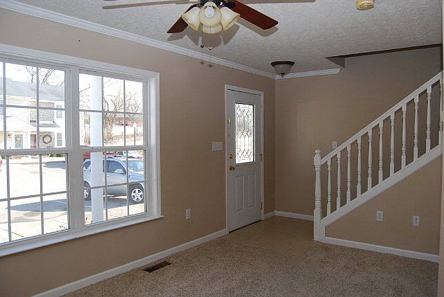 2nd image of 2150 Buckingham Sq