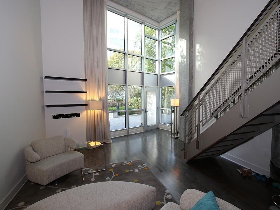 1st image of 200 Brannan St APT 144