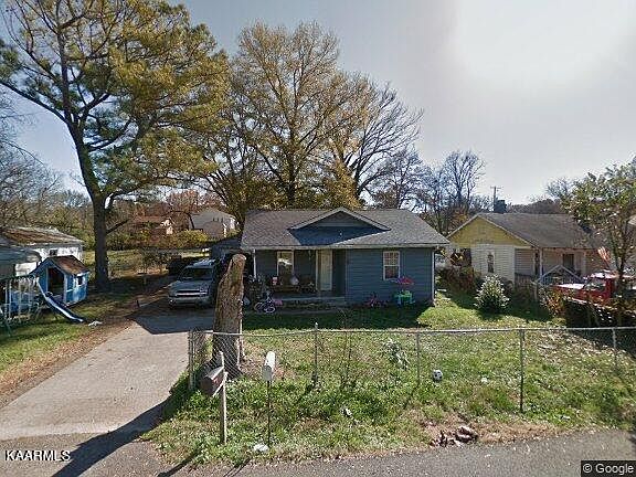 2nd image of 328 Avenue B