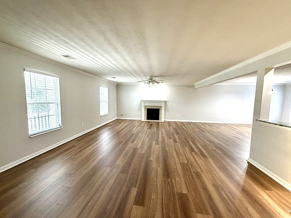 3rd image of 4304 Old Hickory Blvd
